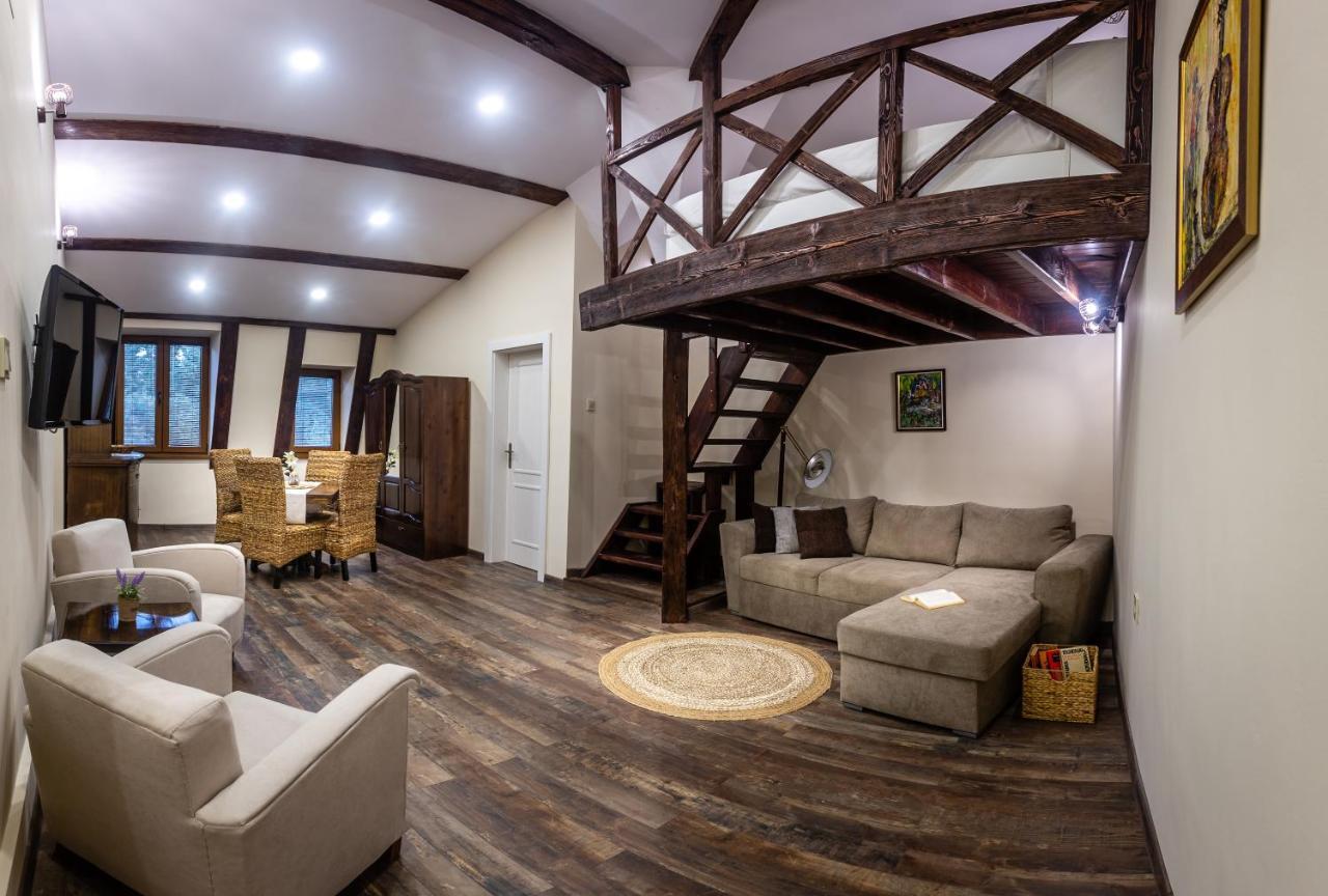 Central Loft Plovdiv Esterno foto