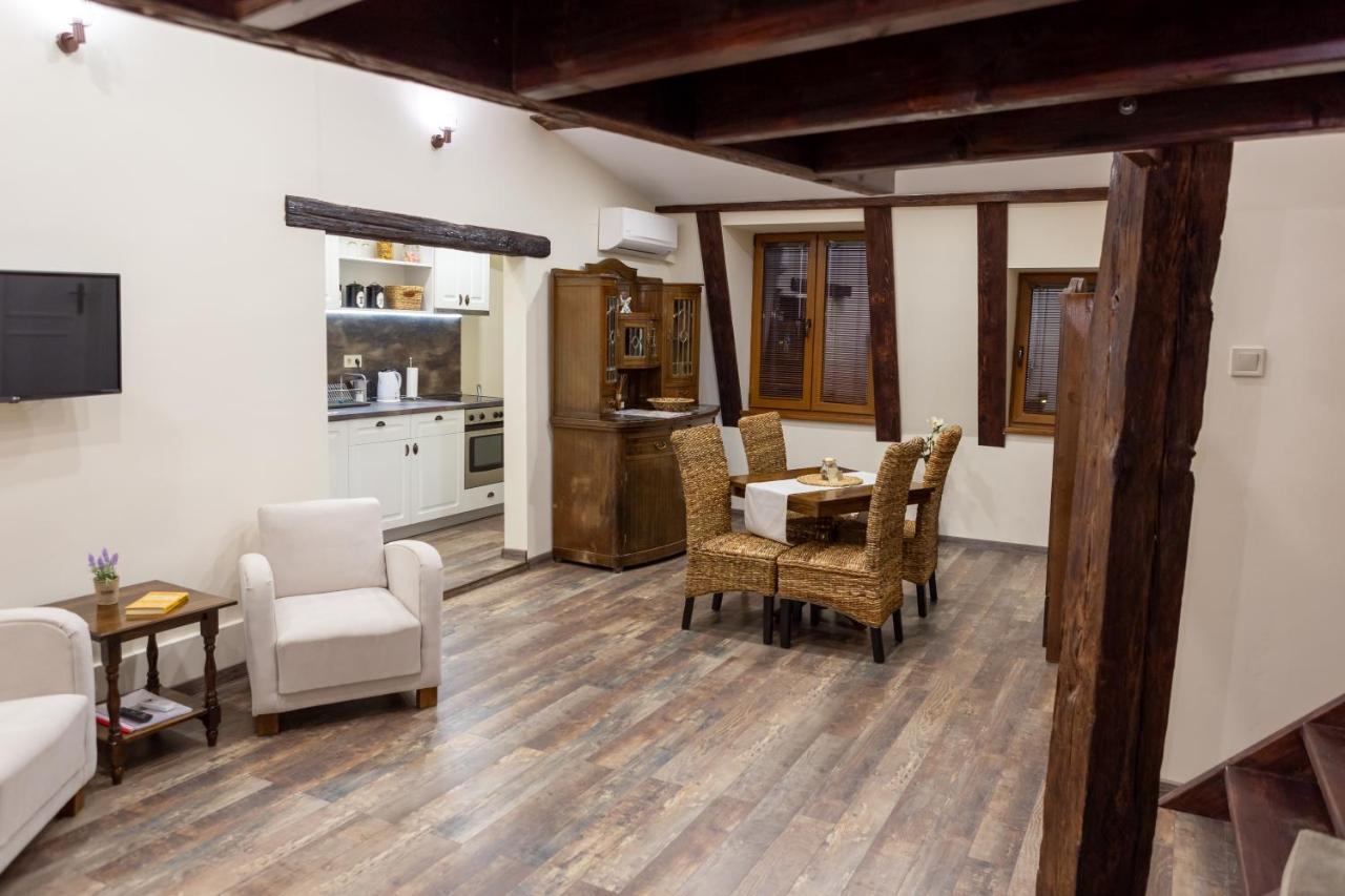 Central Loft Plovdiv Esterno foto